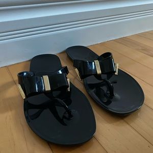 Women’s Black jelly Michael Kors sandals!